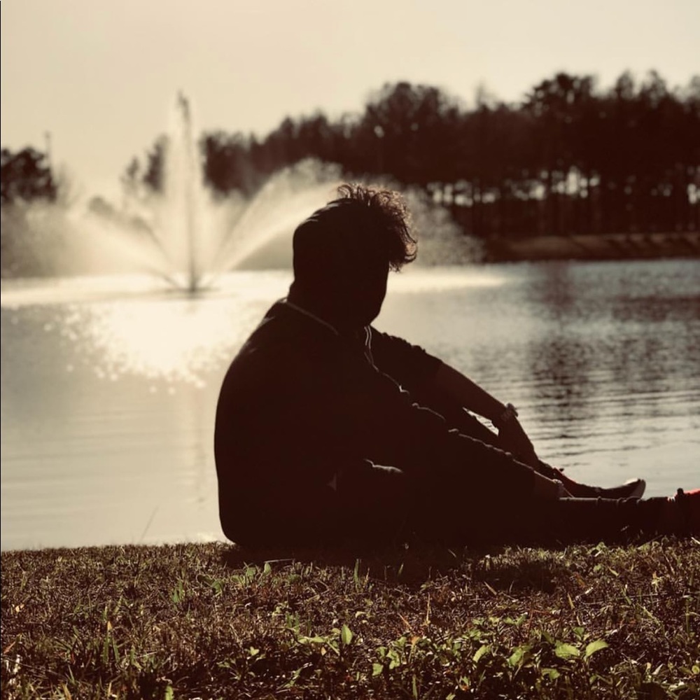 Meet your Posher, Victor